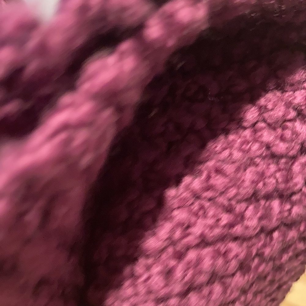 HAND CRAFTED soft Merino wool deep mauve jewel tone wool scarf - Picture 6 of 6